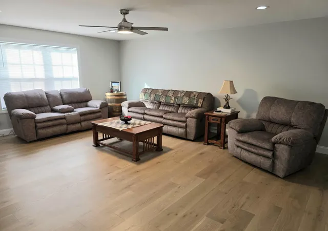 Photo 4 of Single family home for sale at 124 Birch Crk Ln, East Bernstadt, KY 40729 | MLS# 25500921 | Listing updated on 2025-10-31