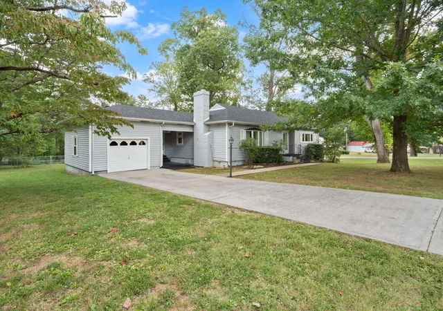 Homes for sale in Burnside, KY | 376 E French Ave, Burnside, KY 42519 | MLS# 25500773