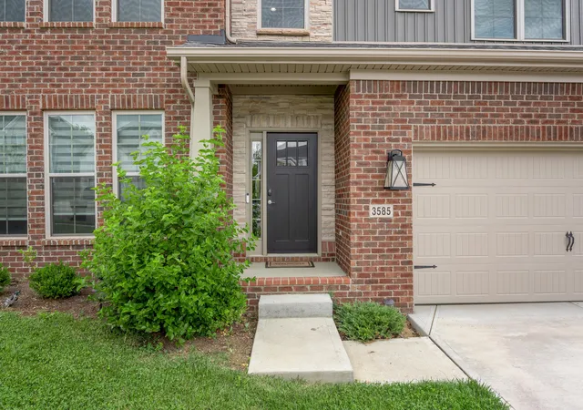 3rd image of 3585 Bay Springs Park, Lexington, KY 40509 | MLS# 25500824