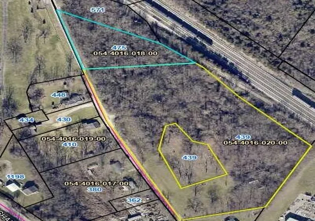 Photo 1 of Land for sale at 439 & 475 Old Muddy Crk Rd, Winchester, KY 40391 | MLS# 25500904 | Listing updated on 2025-10-09