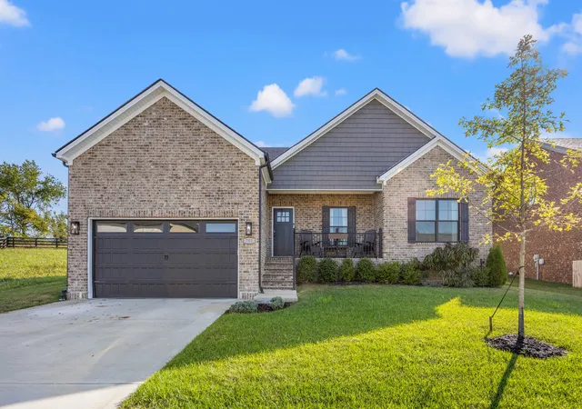 Photo 2 of Single family home for sale at 708 Shelburne Way, Nicholasville, KY 40356 | MLS# 25500982 | Listing updated on 2025-10-20