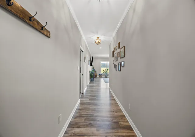 Photo 3 of Single family home for sale at 708 Shelburne Way, Nicholasville, KY 40356 | MLS# 25500982 | Listing updated on 2025-10-20