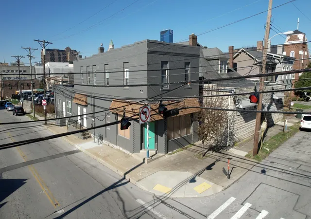1st image of 160 Constitution St, Lexington, KY 40507 | MLS# 25501013