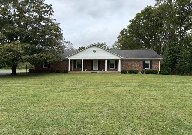 1st image of 130 School House Rd, Frankfort, KY 40601 | MLS# 25504201