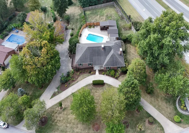 1st image of 188 Old Coach Rd, Nicholasville, KY 40356 | MLS# 25503664