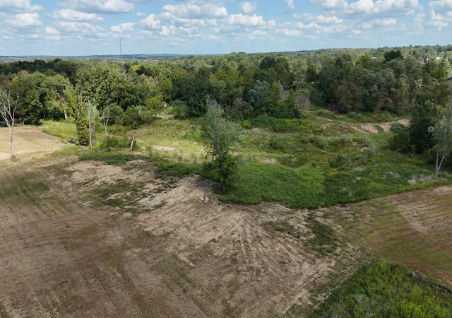 Photo 2 of Land for sale at 1009 Mccormick Ln, Lawrenceburg, KY 40342 | MLS# 25500966 | Listing updated on 2025-10-09