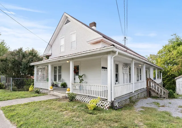 2nd image of 109 Pearl St, Berea, KY 40403 | MLS# 25501160