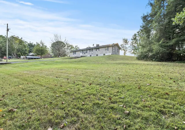 31st image of 9990 Us 27, Waynesburg, KY 40489 | MLS# 25501997