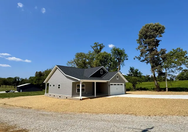 2nd image of 693 Norwood Rd, Somerset, KY 42503 | MLS# 25501310