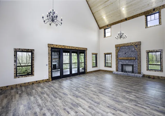 3rd image of 4288 Pinckard Pike, Versailles, KY 40383 | MLS# 25501384