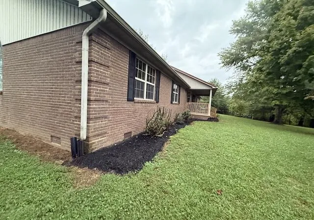 Photo 3 of Single family home for sale at 1305 Maretburg Cemetery Rd, Mount Vernon, KY 40456 | MLS# 25501382 | Listing updated on 2025-10-09