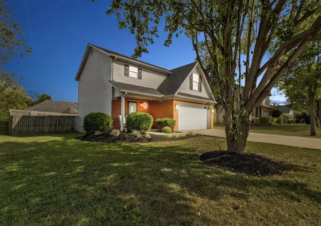 Photo 2 of Single family home for sale at 313 Medina Rd, Mount Sterling, KY 40353 | MLS# 25501429 | Listing updated on 2026-01-01