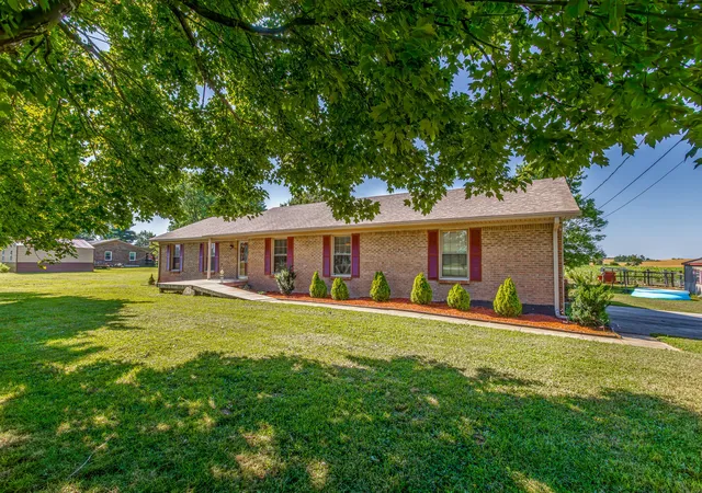 Photo 1 of Single family home for sale at 280 Talmage Mayo Rd, Harrodsburg, KY 40330 | MLS# 25501815 | Listing updated on 2025-12-03