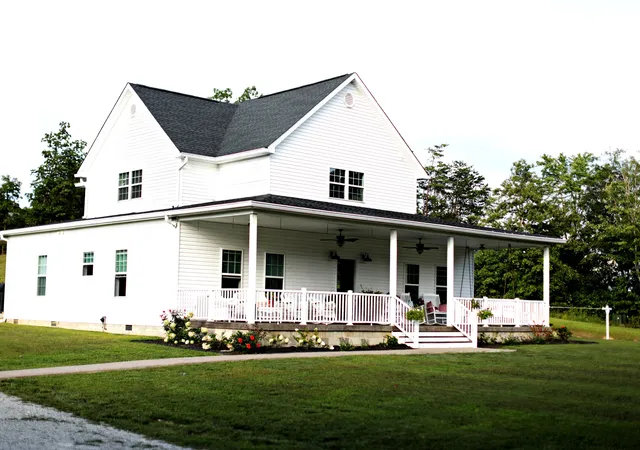 Photo 3 of Single family home for sale at 1644 Hwy 578 Hwy, East Bernstadt, KY 40729 | MLS# 25501830 | Listing updated on 2026-03-02