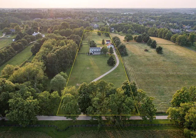 Photo 2 of Land for sale at 200 Windom Ln, Nicholasville, KY 40356 | MLS# 25501928 | Listing updated on 2025-10-09