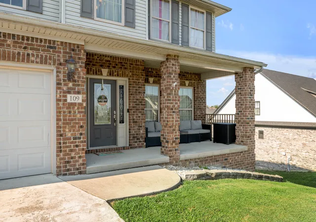 3rd image of 109 Twin Lakes Dr, Richmond, KY 40475 | MLS# 25503276