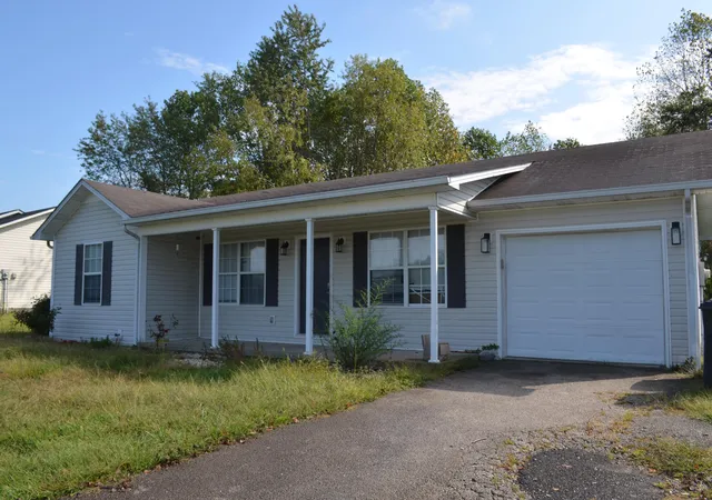 Homes for sale in Lily, KY | 965 Hopkins Cemetery Rd, Lily, KY 40740 | MLS# 25502018