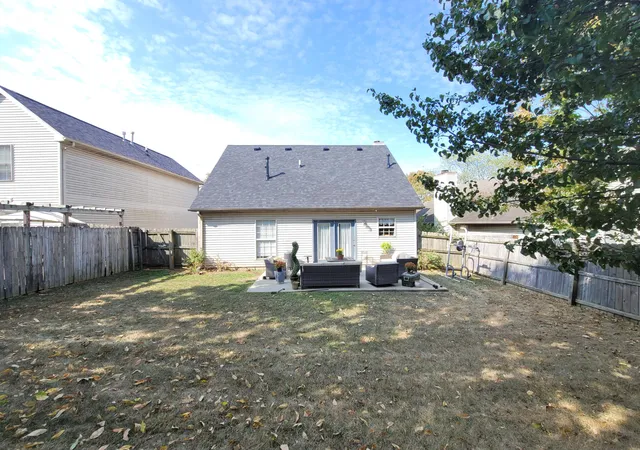 Photo 4 of Single family home for sale at 1412 Pleasant Ridge Dr, Lexington, KY 40509 | MLS# 25501973 | Listing updated on 2025-10-09
