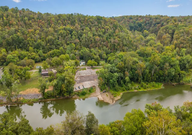 Homes for sale in Versailles, KY | 40 Old Clifton Rd, Versailles, KY 40383 | MLS# 25502261