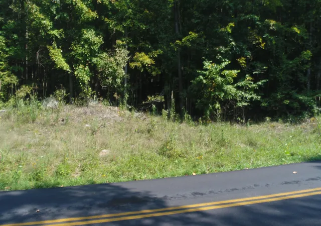 5th image of 2000 Dixie Bend Rd, Burnside, KY 41519 | MLS# 25502005