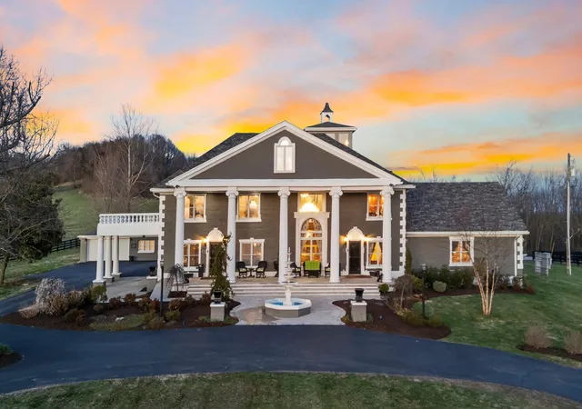 Photo 2 of Mansion for sale at 6198 Lexington Rd, Lancaster, KY 40444 | MLS# 25502146 | Listing updated on 2026-05-04