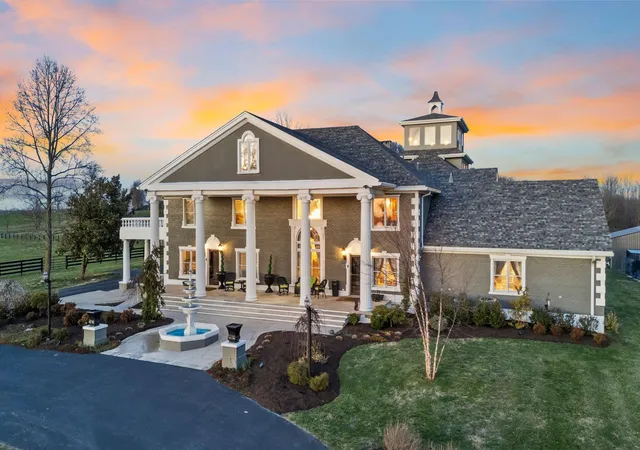 Photo 3 of Mansion for sale at 6198 Lexington Rd, Lancaster, KY 40444 | MLS# 25502146 | Listing updated on 2026-05-04