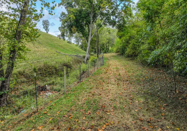 Photo 3 of Land for sale at 111 Kanatzar Ln, Richmond, KY 40475 | MLS# 25502158 | Listing updated on 2025-12-04