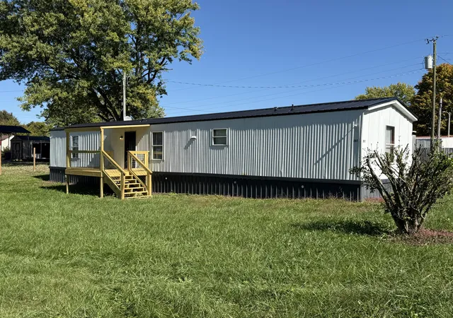 Homes for sale in Eubank, KY | 207 Closade Dr, Eubank, KY 42567 | MLS# 25502317