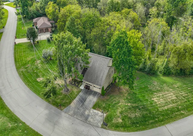 4th image of 140 Redwood Dr, Richmond, KY 40475 | MLS# 25502440