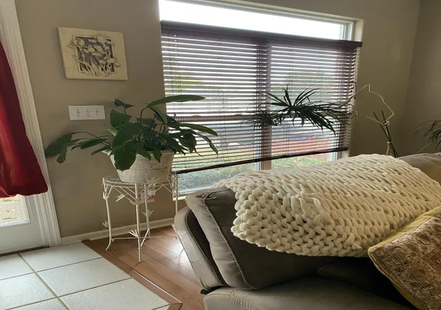 Photo 3 of Single family home for sale at 2628 Crystal Fls Rd, Lexington, KY 40509 | MLS# 25502766 | Listing updated on 2025-10-02