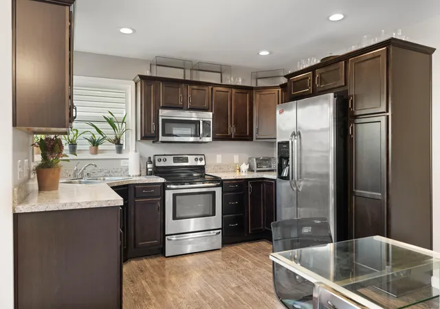 Photo 3 of Single family home for sale at 136 Bobby Jones Blvd, Frankfort, KY 40601 | MLS# 25502603 | Listing updated on 2025-10-02