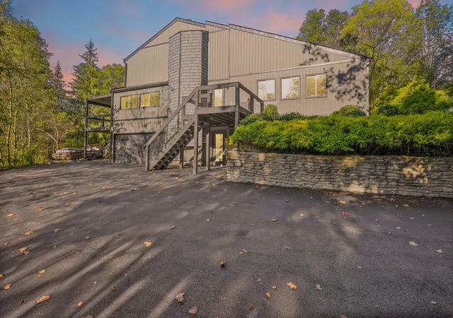 4th image of 4590 Simpson Ln, Richmond, KY 40475 | MLS# 25502611