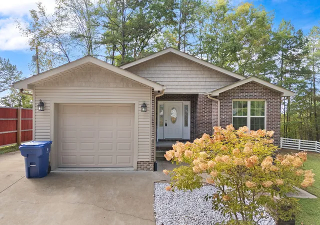 Photo 2 of Sale Pending at 144 Shannon, Corbin, KY 40701 | MLS# 25502904 | Listing updated on 2025-10-26