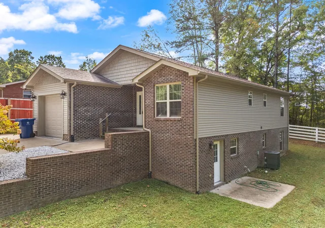 Photo 3 of Sale Pending at 144 Shannon, Corbin, KY 40701 | MLS# 25502904 | Listing updated on 2025-10-26