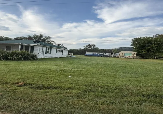 Photo 2 of Single family home for sale at 152 Pike St, Brodhead, KY 40409 | MLS# 25502796 | Listing updated on 2026-03-09