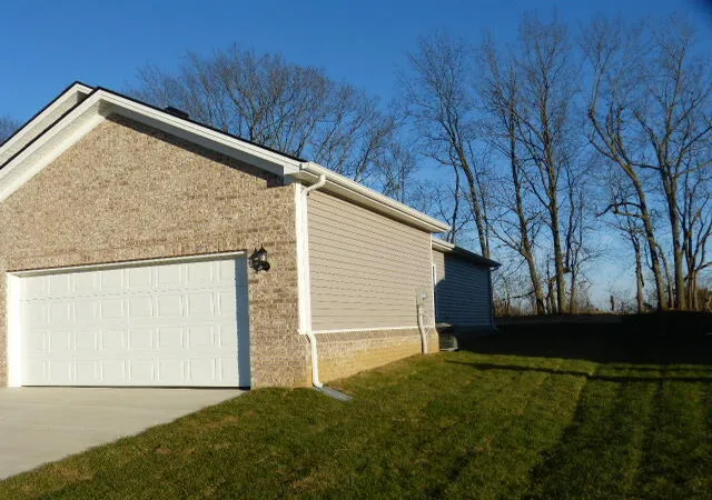 Photo 2 of Single family home for sale at 120 Brittany Ln, Georgetown, KY 40324 | MLS# 25502912 | Listing updated on 2025-10-03