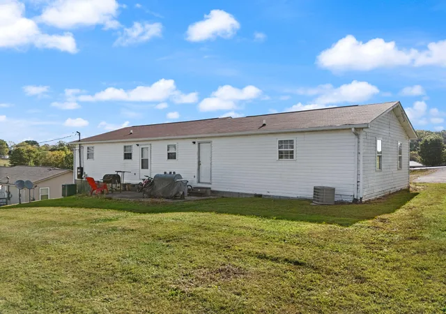 4th image of 116 Hicks Ln, London, KY 40744 | MLS# 25502934