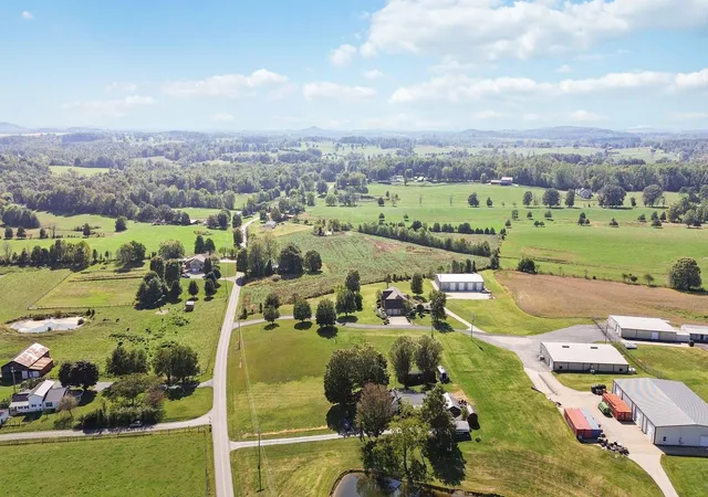 Homes for sale in Eubank, KY | 385 Texas School Rd, Eubank, KY 42567 | MLS# 25502982