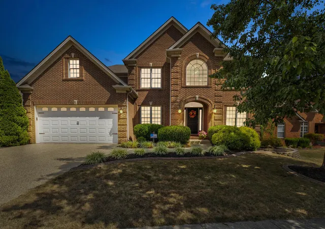 Photo 1 of Single family home for sale at 111 Spyglass Dr, Georgetown, KY 40324 | MLS# 25503031 | Listing updated on 2025-10-06