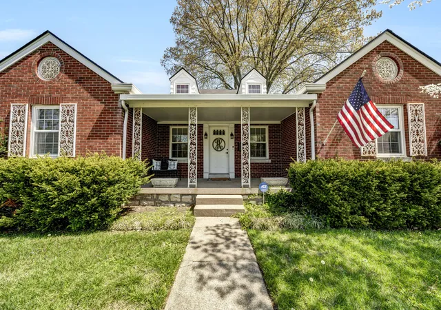 Photo 1 of Single family home for sale at 575 Bob O Link Dr, Lexington, KY 40503 | MLS# 25503306 | Listing updated on 2025-12-05