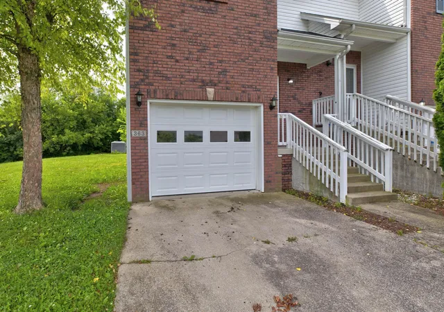 Photo 3 of Single family home for sale at 363 Silverton Way, Winchester, KY 40391 | MLS# 25503109 | Listing updated on 2025-11-24