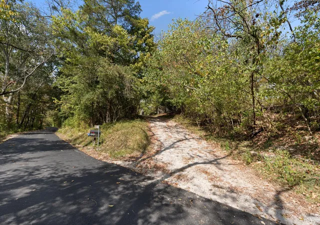 3rd image of 3540 Oregon Rd, Versailles, KY 40383 | MLS# 25503210