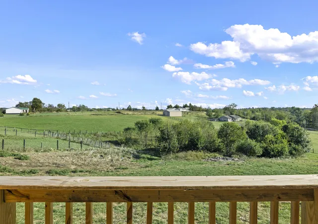 Homes for sale in Paris, KY | 3003 N Middletown Rd, Paris, KY 40361 | MLS# 25503822