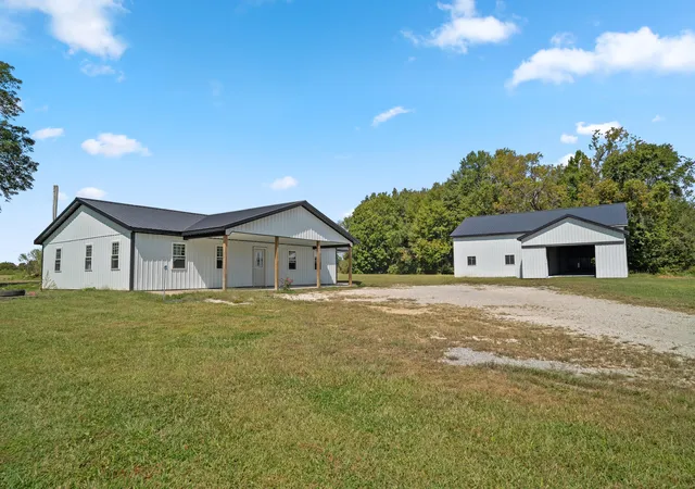 Homes for sale in Owingsville, KY | 3795 Kendall Springs Rd, Owingsville, KY 40360 | MLS# 25503248