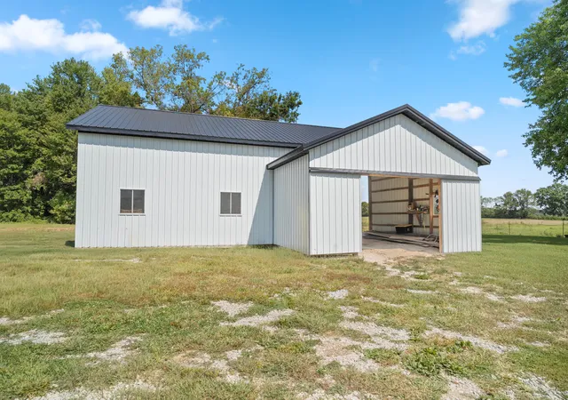 Homes for sale in Owingsville, KY | 3795 Kendall Springs Rd, Owingsville, KY 40360 | MLS# 25503248