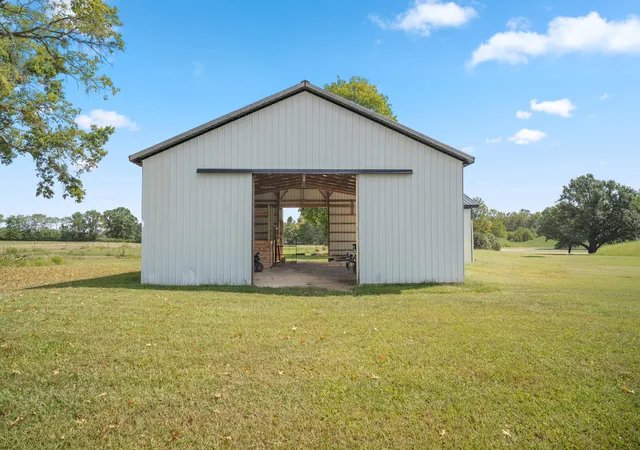 Homes for sale in Owingsville, KY | 3795 Kendall Springs Rd, Owingsville, KY 40360 | MLS# 25503248