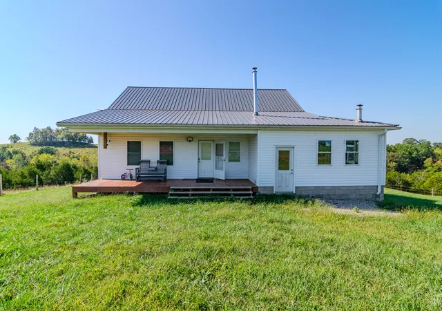 Photo 1 of Single family home for sale at 465 Saunders Ln, Hillsboro, KY 41049 | MLS# 25503308 | Listing updated on 2025-10-10