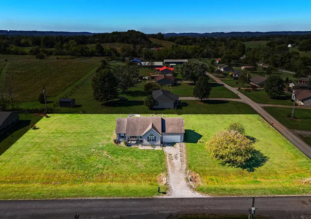 Homes for sale in Lebanon, KY | 87 Silverado Ln, Lebanon, KY 40033 | MLS# 25503423