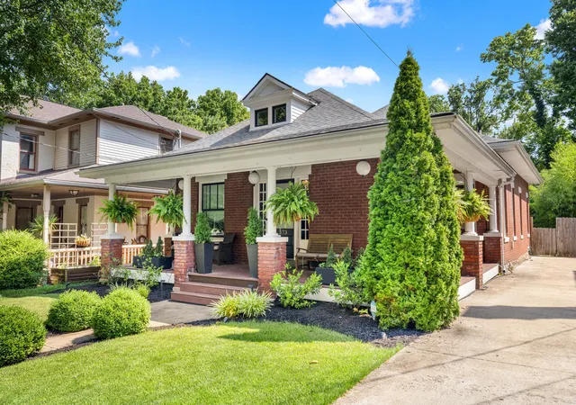 3rd image of 573 W Second St, Lexington, KY 40508 | MLS# 25503421