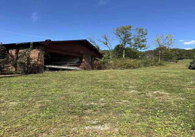 Homes for sale in Cannon, KY | 47 Old Farm Rd, Cannon, KY 40923 | MLS# 25503458